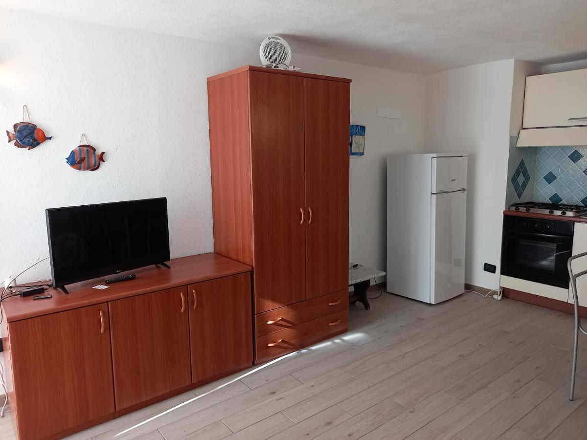 Lucky Apartment Golfo Aranci Eksteriør billede